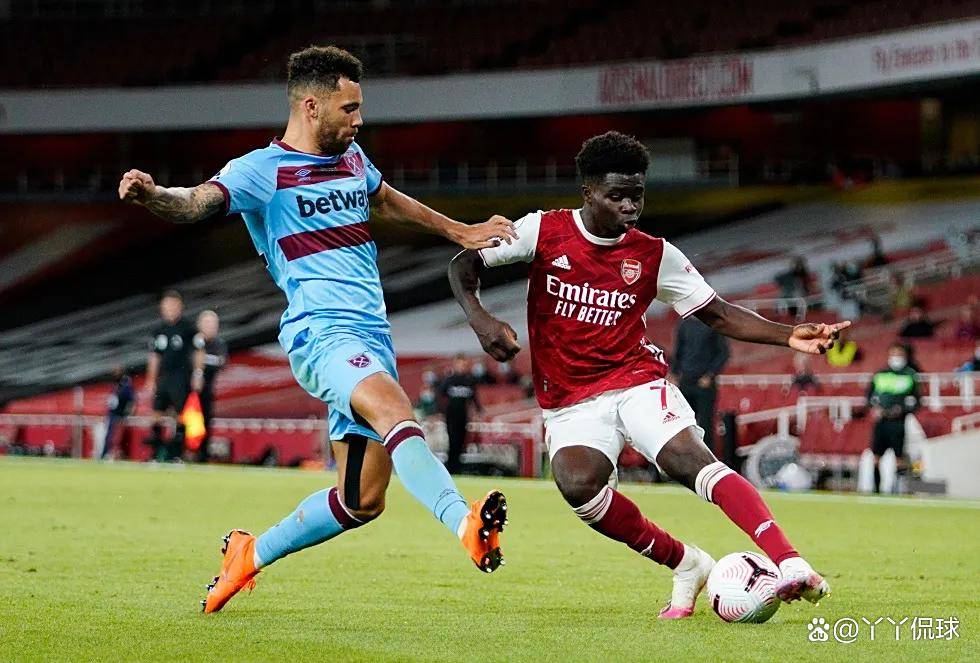 马里奥-苏亚雷斯：巴列卡斯不像西甲球场，像第三世界的球场